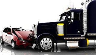 semi-truck driver, trucking accidents, Wisconsin car accident, Wisconsin personal injury attorney, Wisconsin trucking accidents, semi-truck accidents, commercial truck accident